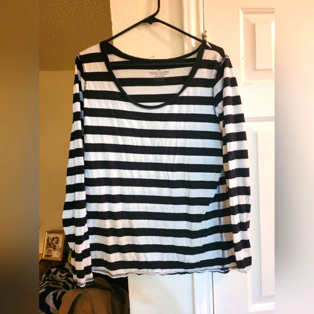 Black and White Striped Long Sleeve